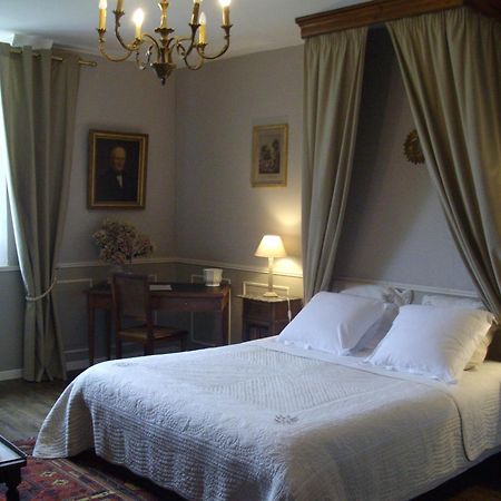 Bed and Breakfast Manoir De La Baronnie Сен-Мало Екстер'єр фото